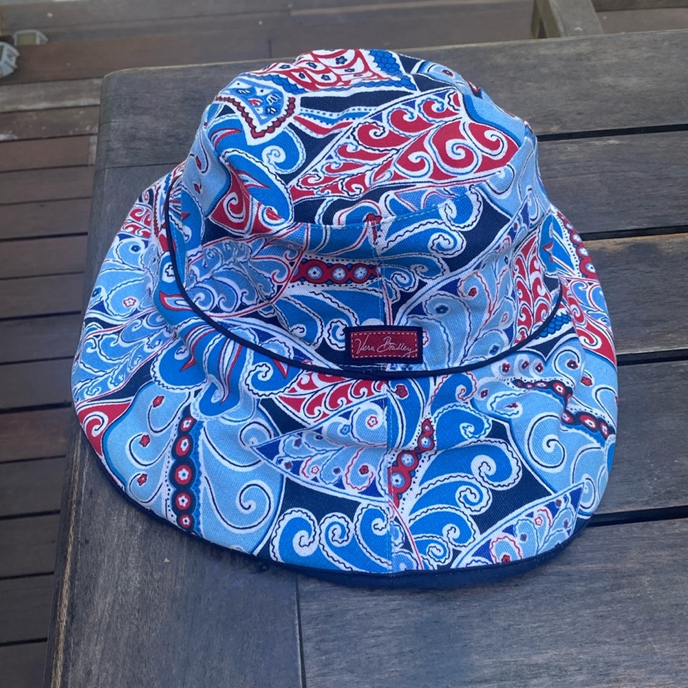 Unique Vera Bradley reversible well made hat
